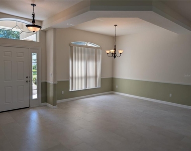 1315 Elli Circle - Photo Thumbnail 13