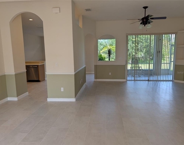 1315 Elli Circle - Photo Thumbnail 12
