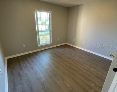 48 Renworth Lane - Photo Thumbnail 11