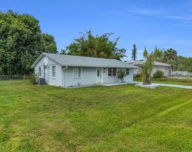 18634 Goodman Circle - Photo Thumbnail 5