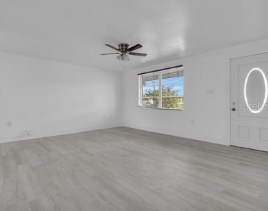 18634 Goodman Circle - Photo Thumbnail 14