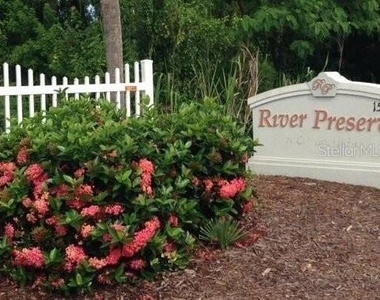 2549 River Preserve Court - Photo Thumbnail 12