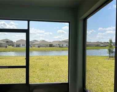 17218 Reserva Drive - Photo Thumbnail 10