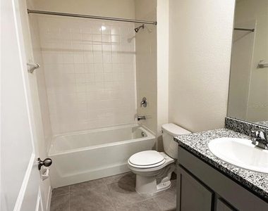 5105 Vecchio Court - Photo Thumbnail 17