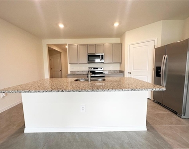 5105 Vecchio Court - Photo Thumbnail 5