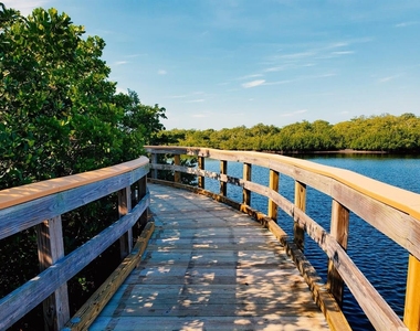 4129 Lake Bayshore Drive - Photo Thumbnail 25
