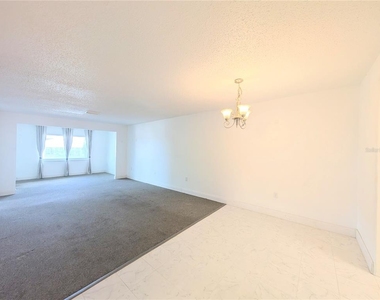 4129 Lake Bayshore Drive - Photo Thumbnail 7