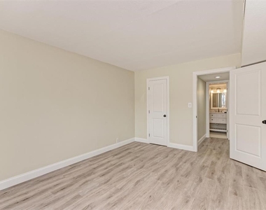 129 Tyler Drive - Photo Thumbnail 8
