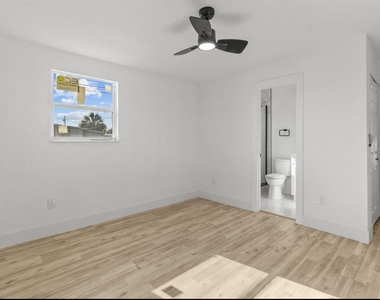 2352 Ednor Street - Photo Thumbnail 5
