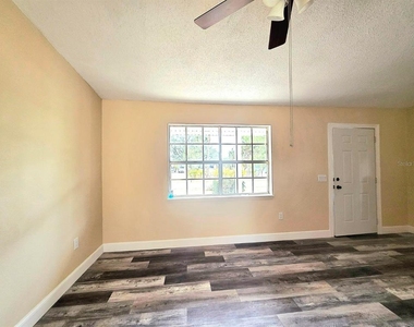 12091 Crossgate Avenue - Photo Thumbnail 3