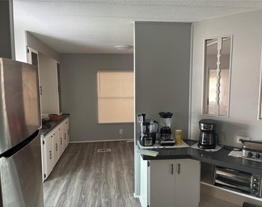 808 53rd Avenue E - Photo Thumbnail 2