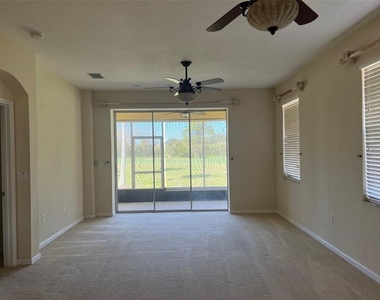 9035 Vista Verde Drive - Photo Thumbnail 4