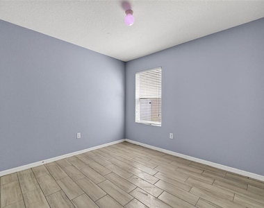 4042 Wayfarer Way - Photo Thumbnail 22