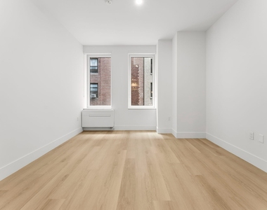 55 Broad Street - Photo Thumbnail 1