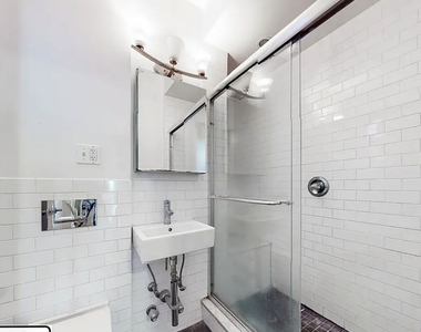 Copy of 427 East 73rd Street, Unit 5c - Photo Thumbnail 3