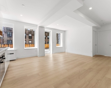 55 Broad Street - Photo Thumbnail 1