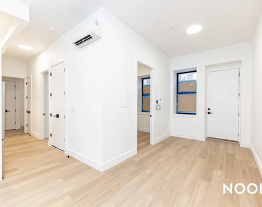 589 Knickerbocker Avenue - Photo Thumbnail 1