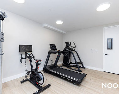 589 Knickerbocker Avenue - Photo Thumbnail 6