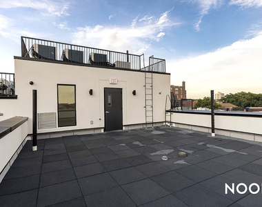 589 Knickerbocker Avenue - Photo Thumbnail 5