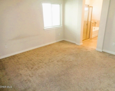 14932 Tierra Haven Avenue - Photo Thumbnail 9