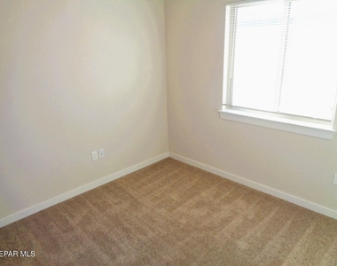 14932 Tierra Haven Avenue - Photo Thumbnail 13
