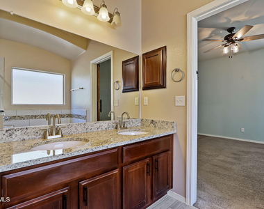 3921 Desert Dunes Drive - Photo Thumbnail 23
