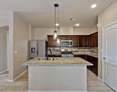 3921 Desert Dunes Drive - Photo Thumbnail 14