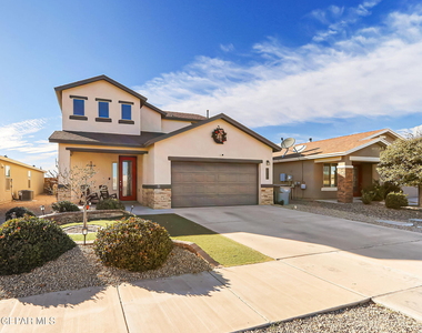 3921 Desert Dunes Drive - Photo Thumbnail 1