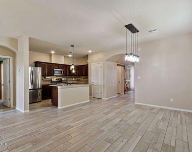 3921 Desert Dunes Drive - Photo Thumbnail 12