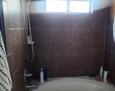 3281 Emerald Point Drive - Photo Thumbnail 7