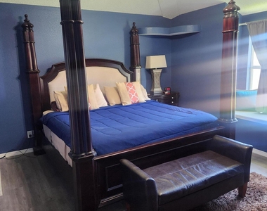 3281 Emerald Point Drive - Photo Thumbnail 6