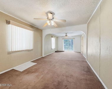 921 Olive Avenue - Photo Thumbnail 12