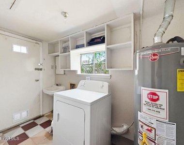 921 Olive Avenue - Photo Thumbnail 18