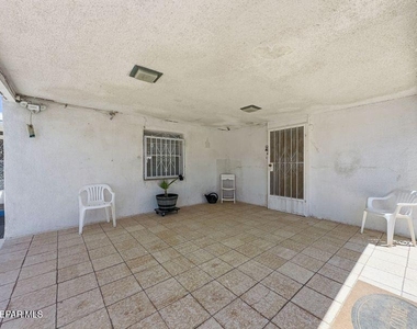 921 Olive Avenue - Photo Thumbnail 17