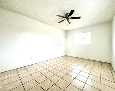 209 San Saba Road - Photo Thumbnail 10