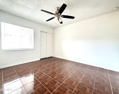 209 San Saba Road - Photo Thumbnail 11