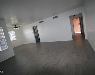 3615 Olympic Avenue - Photo Thumbnail 33