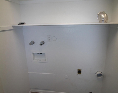 3615 Olympic Avenue - Photo Thumbnail 48
