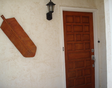 6201 Escondido Drive - Photo Thumbnail 1