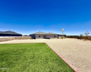 14608 Adonis Blue Court - Photo Thumbnail 20