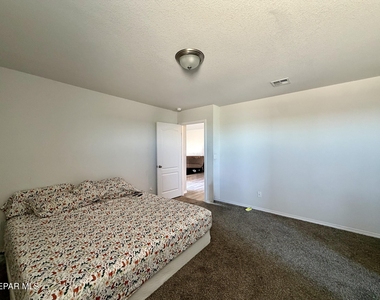 14608 Adonis Blue Court - Photo Thumbnail 10