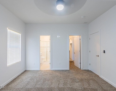 15168 Composition Avenue - Photo Thumbnail 17