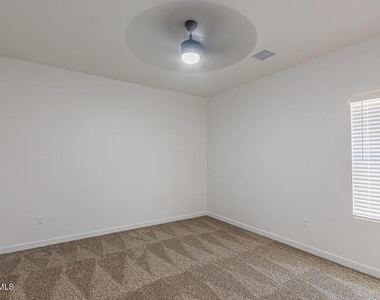 15168 Composition Avenue - Photo Thumbnail 19