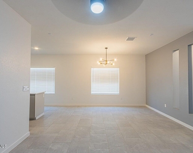 15168 Composition Avenue - Photo Thumbnail 4