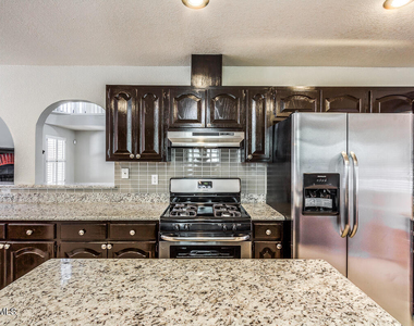 6104 La Posta Drive - Photo Thumbnail 13