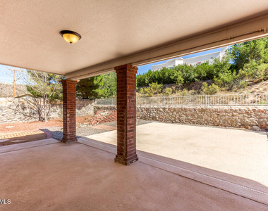 6104 La Posta Drive - Photo Thumbnail 27