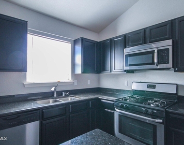 4833 Adrian Campos Street - Photo Thumbnail 29