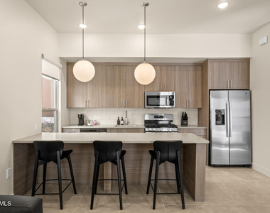 828 Acton Street - Photo Thumbnail 4