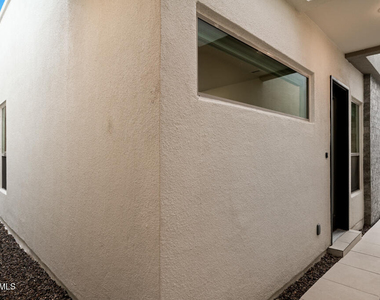 828 Acton Street - Photo Thumbnail 20