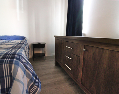 1408 Arizona Avenue - Photo Thumbnail 4